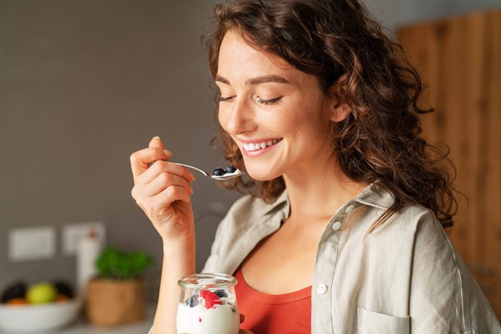 Eating a healthy diet of nutritious foods can improve your mental health