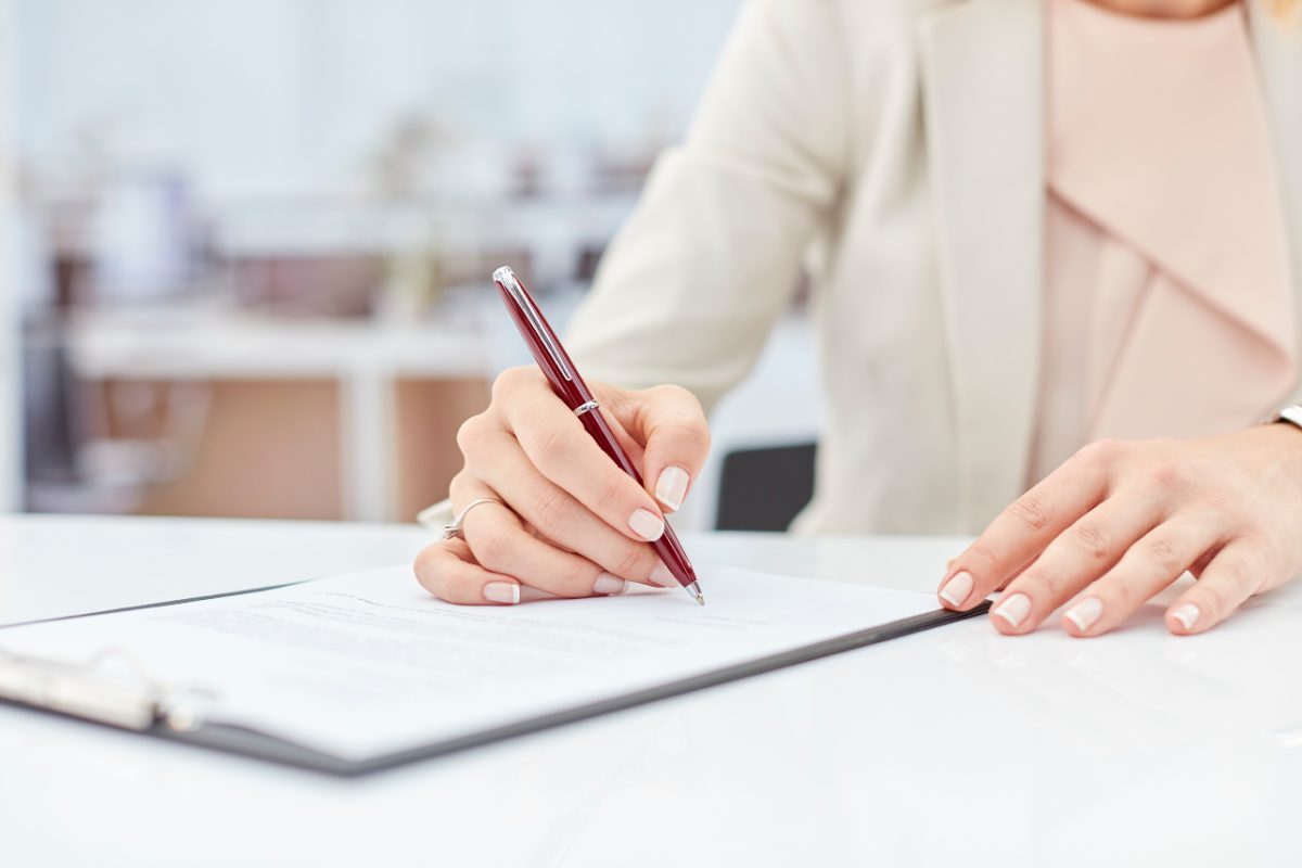 Clearinghouse Rejection vs Payer Denial Key Differences - 1200x800